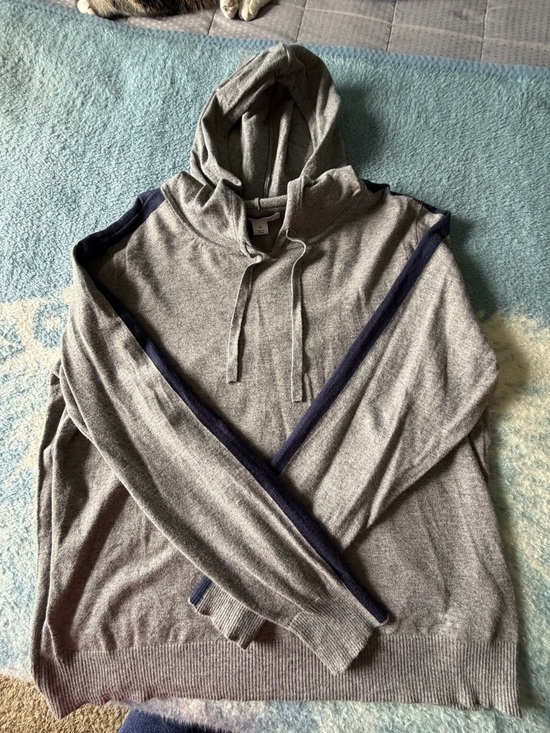 Liz Claiborne Sweaters - Liz Claiborne Women’s Gray Hoodie Sweater Size XL